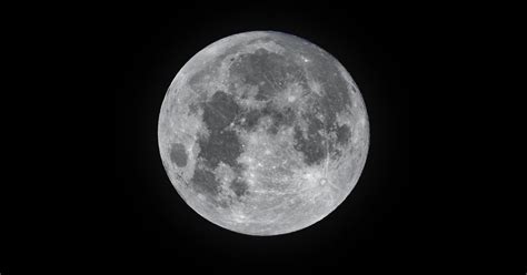Experience the Lunar Eclipse with Magic Moon Teaq